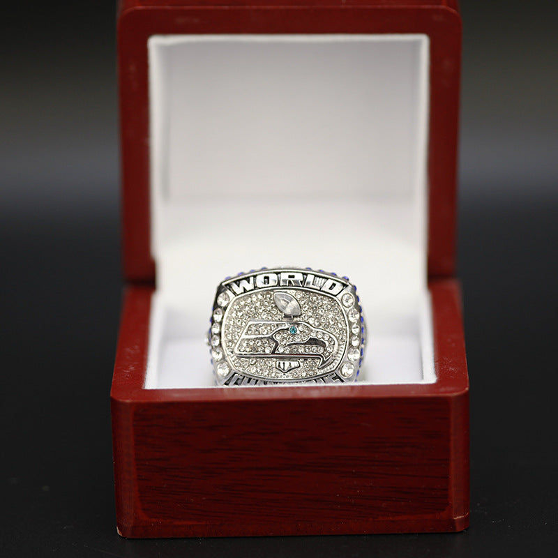 2013 Seattle Seahawks Football Championship Ring With Wooden Box
