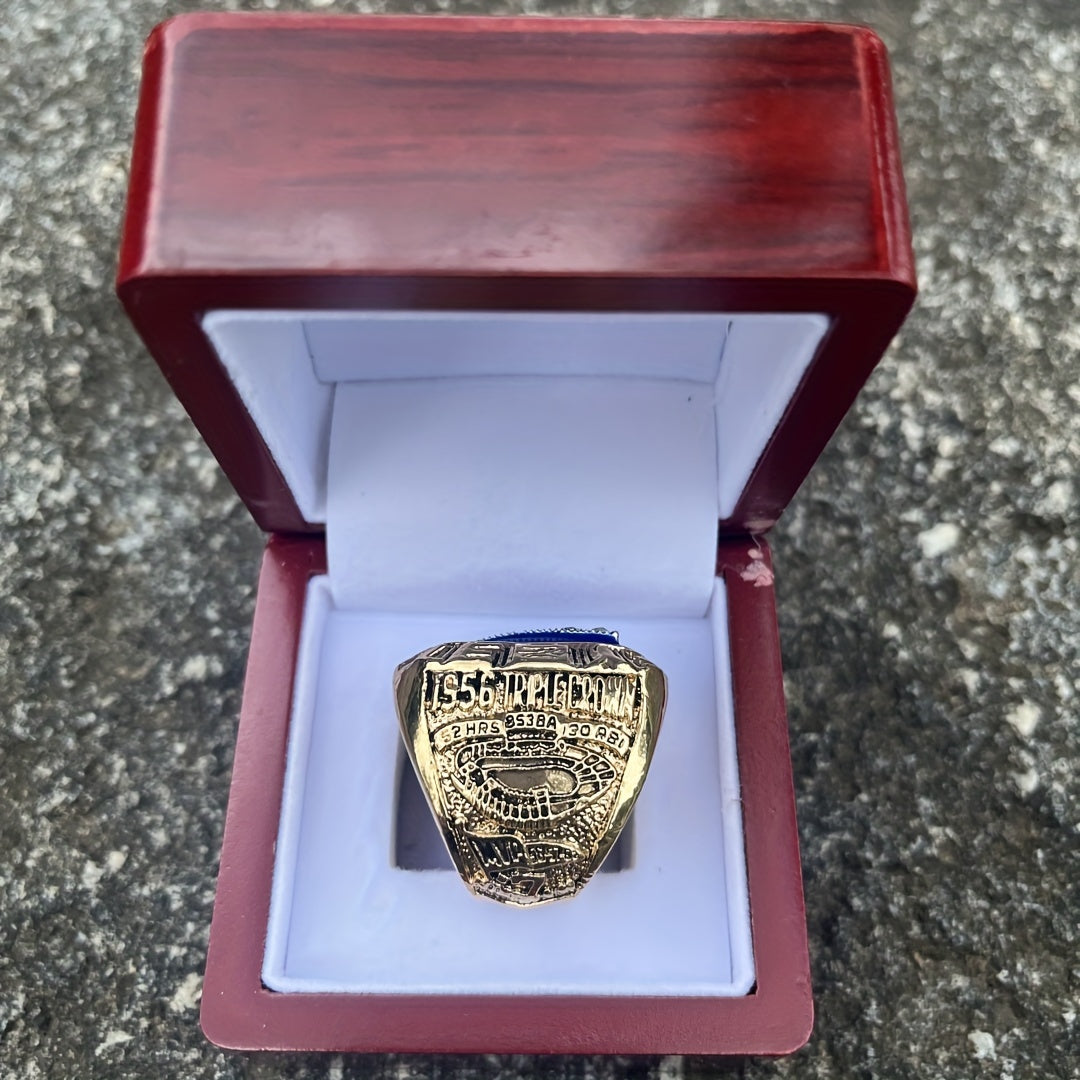 Classic NY Yankees #7 player hall of fame championship ring