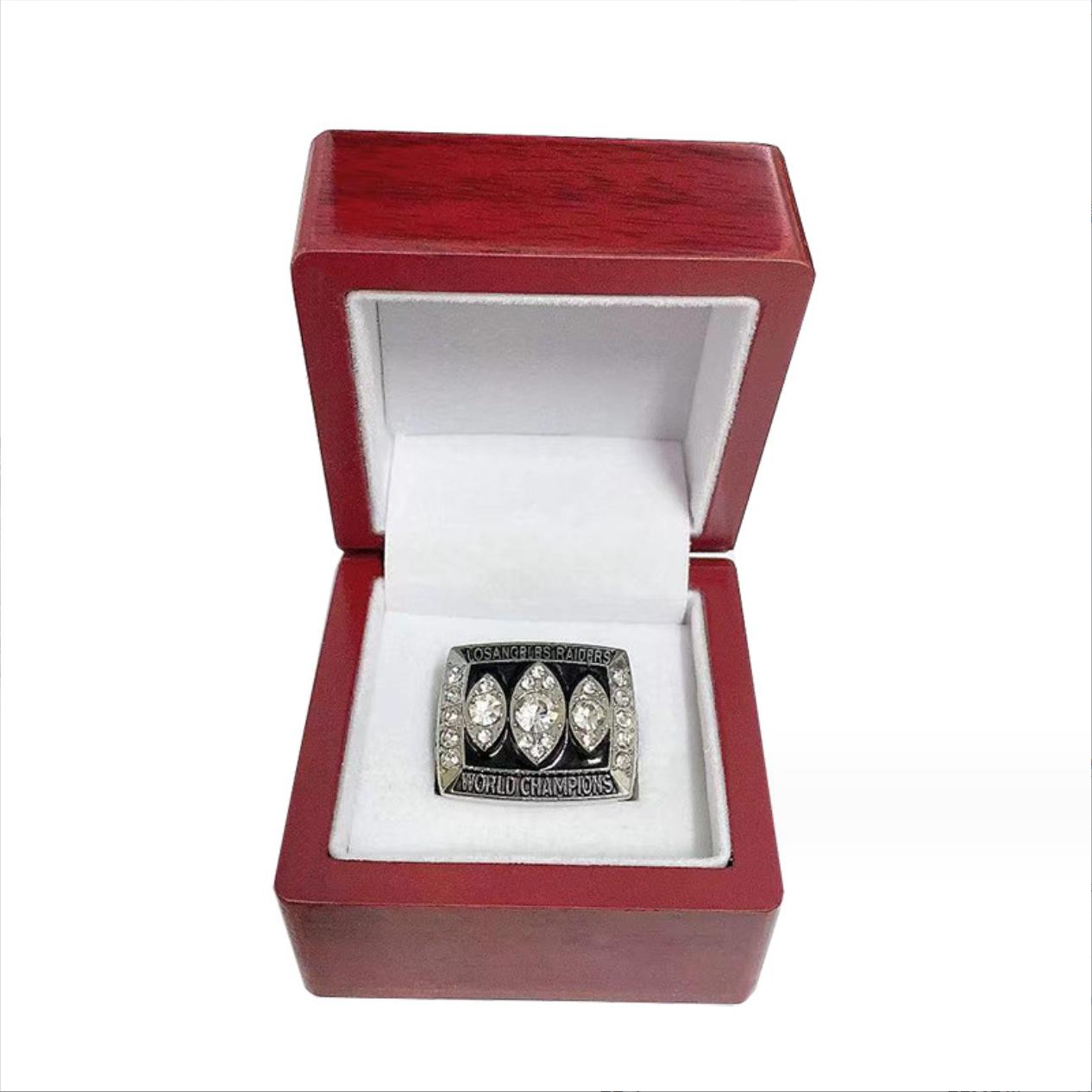 1983 Oakland Raiders Super Bowl Championship Rings With Box Set