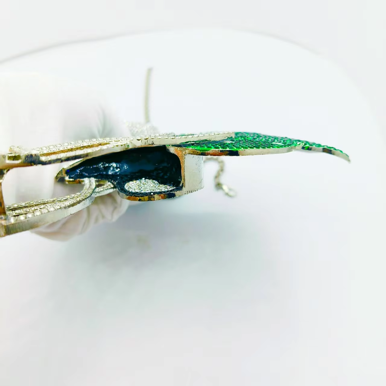 Exaggerate big heavy sparkling full rhinestone crystal pave helmet shape philadelphia eagles championship pendant necklaces hiphop jewelry for men