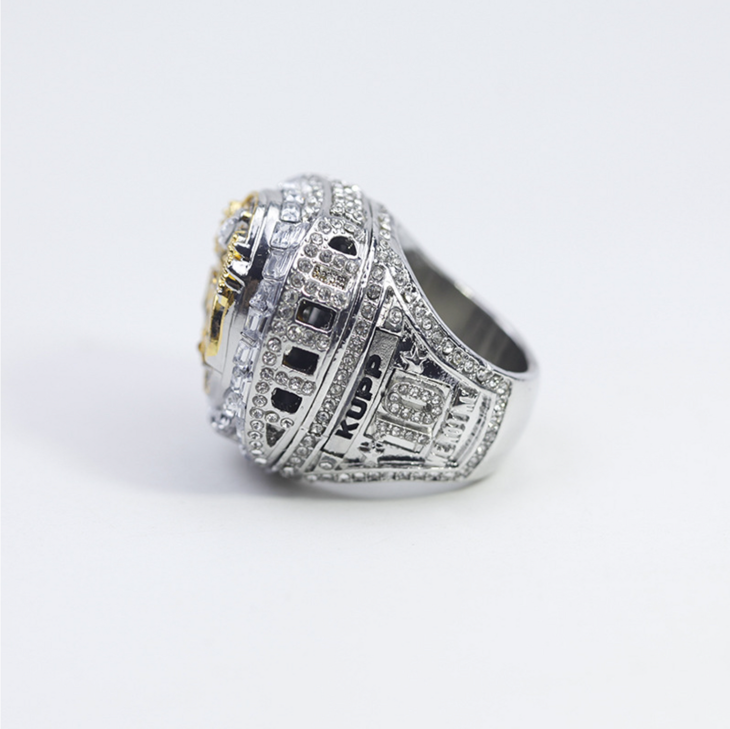 2021 LA Rams Super Bowl Championship Rings With Brown Wooden Display Box