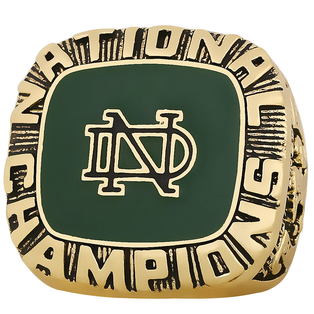 1977 Notre Dame championship ring with box for men