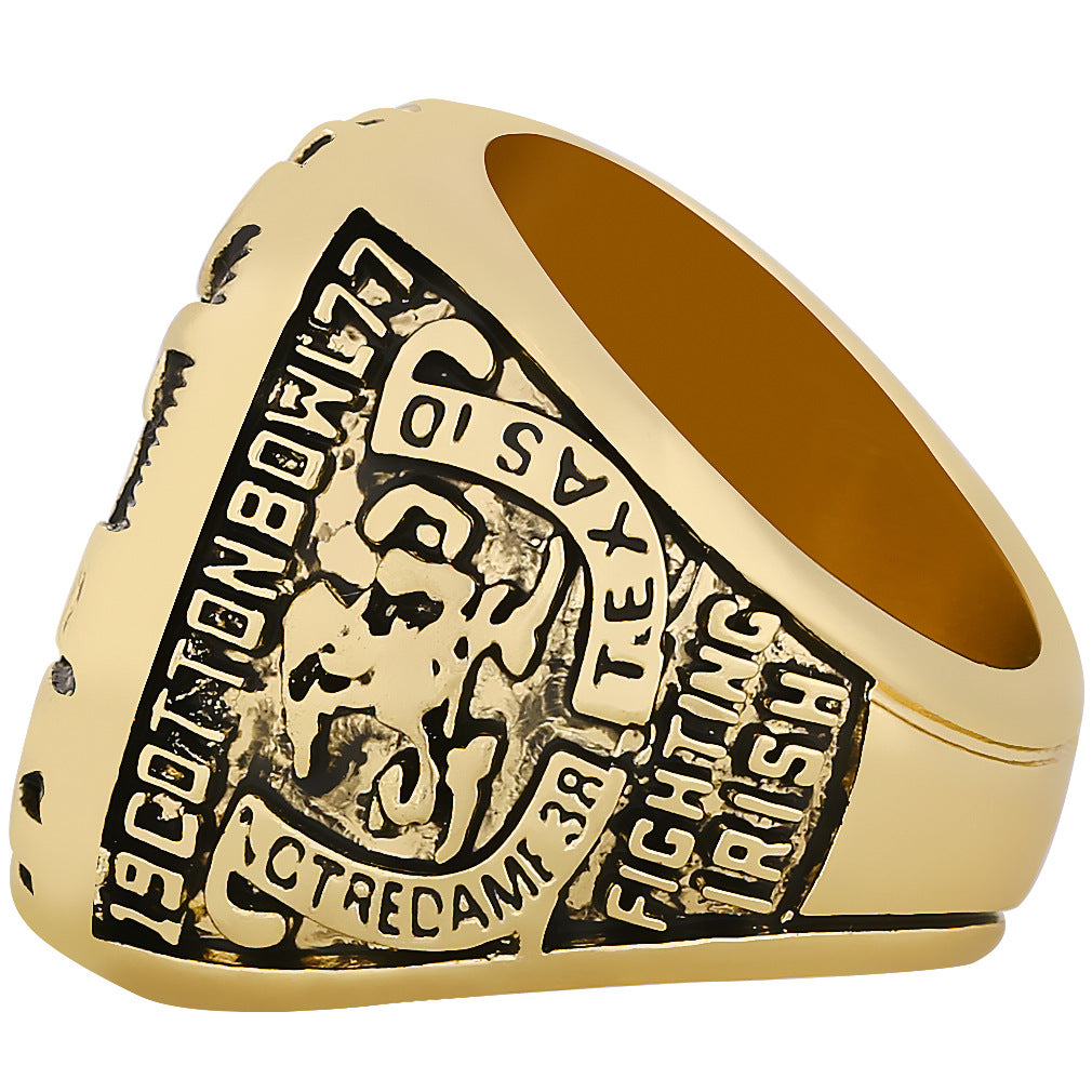 1977 Notre Dame championship ring with box for men