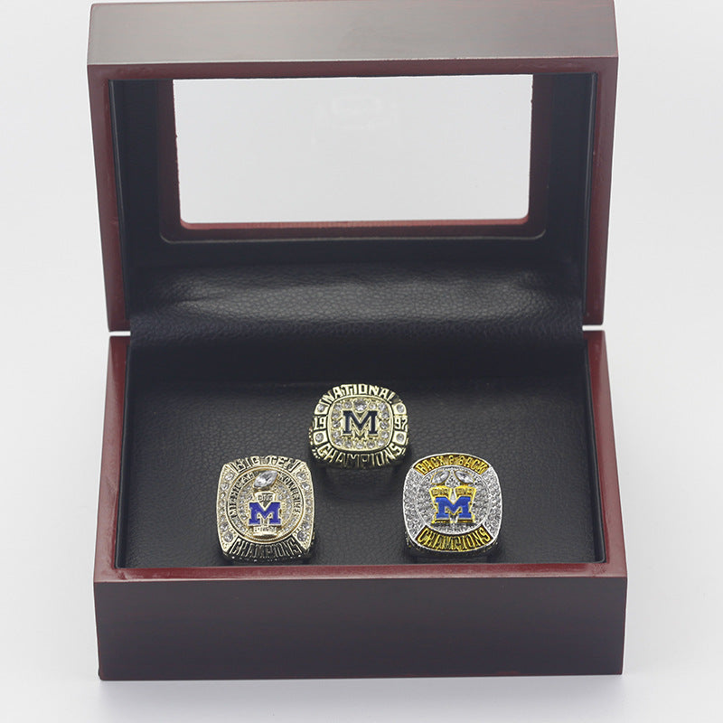 1997, 2021, 2022 Michigan championship rings with box set for men