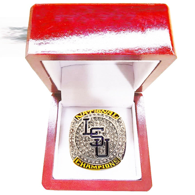 2023 LSU Tigers college baseball championship ring with box for men