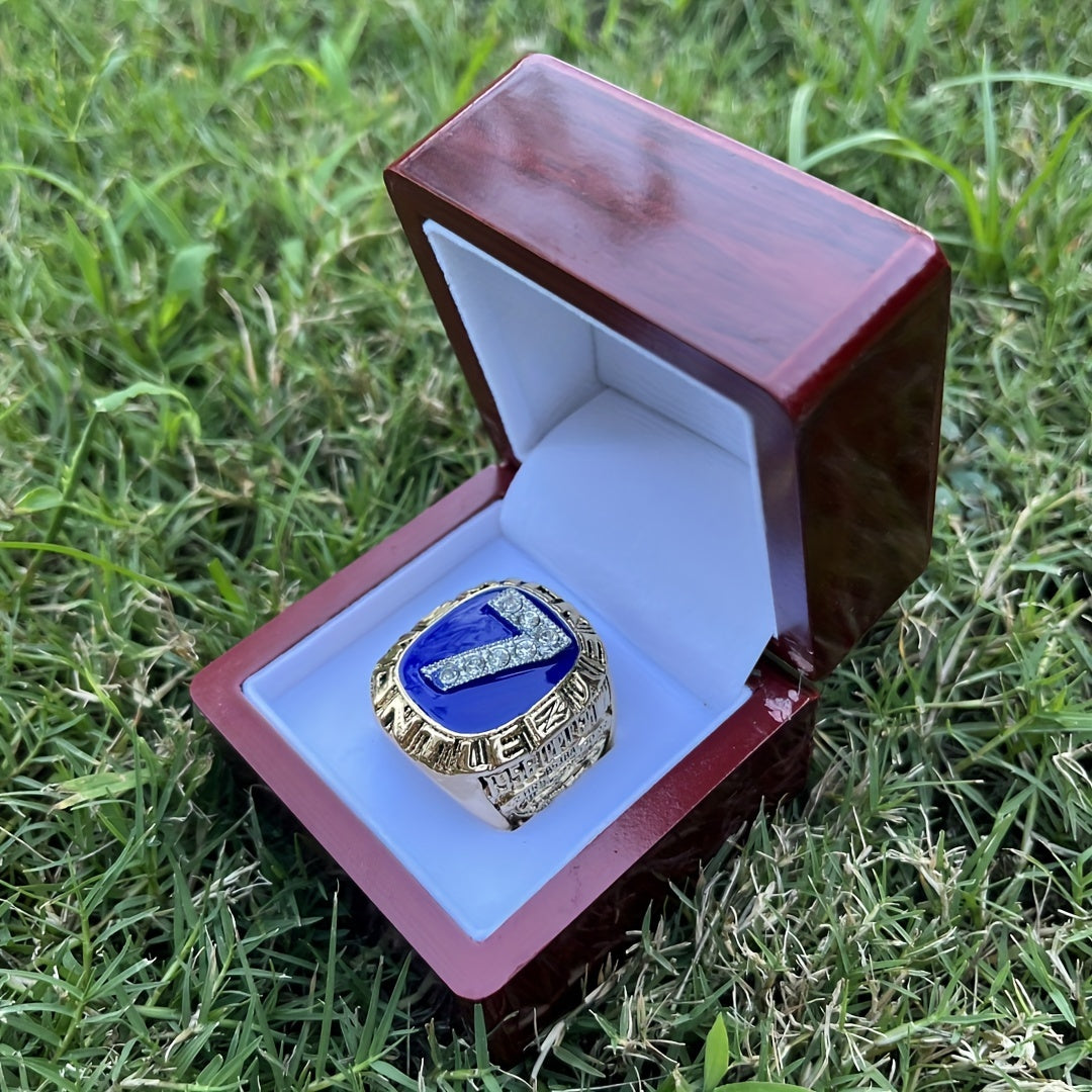 Classic NY Yankees #7 player hall of fame championship ring