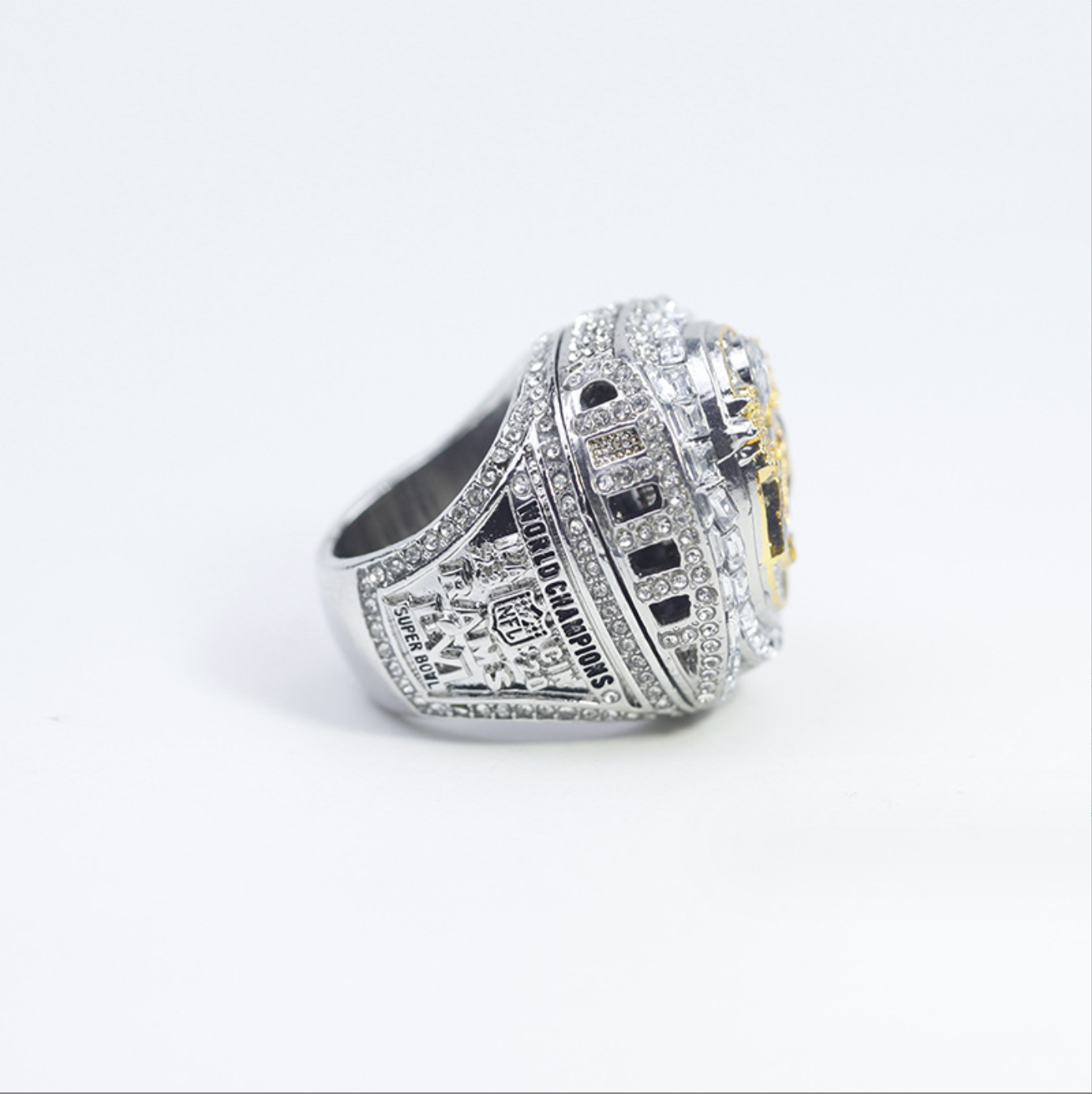 2021 LA Rams Super Bowl Championship Rings With Brown Wooden Display Box